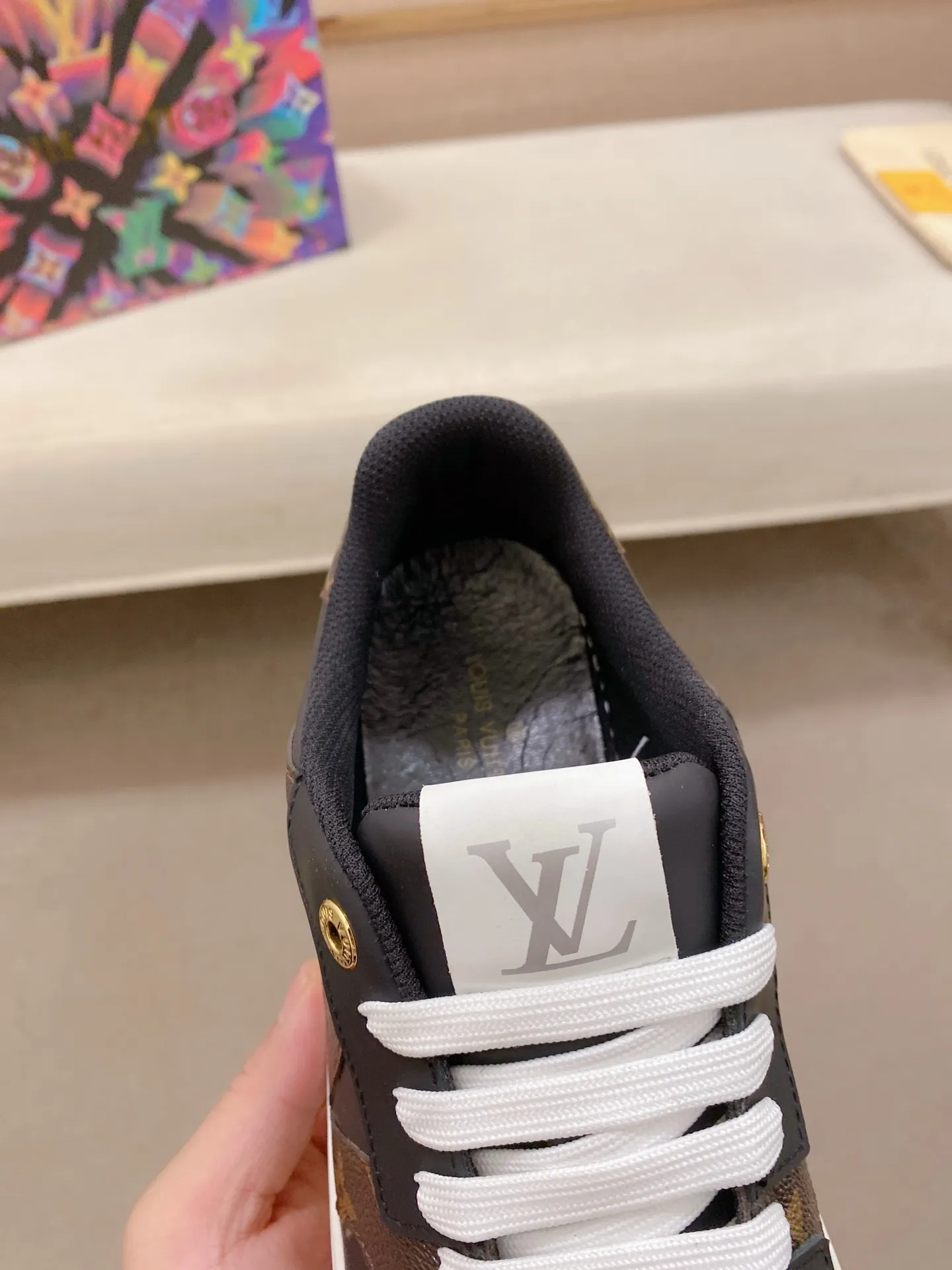 Men's shoes💰: 540💰(Niuli: full package) louis vuitton (Louis Vuitton/lv) top 🔍🔍 new models are on sale at the same time at the counter. The upper 🇮🇹 is imported from Italy, first-layer cowhide, and the lining is fully imported cowhide. 💪💪, completely 1⃣️ to 1 ⃣️Re-engraved🇮🇹💪💪, ⚠Sole: The original sole is specially provided by the original factory, the exclusive movable molded sole is super comfortable, ⚠The original factory follows the order, 🔍🔍high quality, you can enter and exit the counter at will, welcome to compare⚠. Code number:38-44